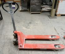 Record Hand Hydraulic Pallet Truck, 2500KG Capacity