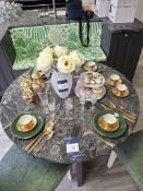 Quantity of china & glassware