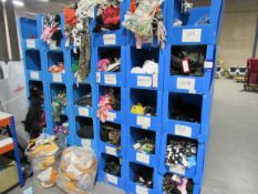 Large quantity of clothing to corrugated pigeon holes (including corrugated pigeon holes)
