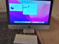 Apple iMac 21.5in, 1.6 GHz Dual Core i5, 8GB 1867 MHz Ram, Intel HD Graphics 6000 1536MB, 1 TB SATA