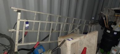 2 section aluminium ladder