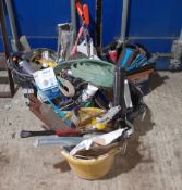 6 x Plastic bucket/tubs & contents to include hand tools & other misc items