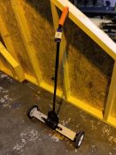 Neiko 24” x 3” x 4” magnetic pick up sweeper