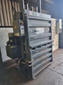 HSM 860 VERTICAL BALER