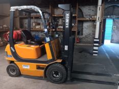 Samuk SF15L gas forklift truck, 1500kg capacity, 3 metre mast, year 2002 (purchaser to bring own gas