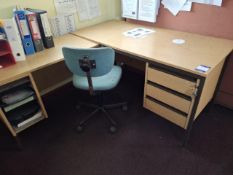 Wood effect desk with 90° extension and operators chair