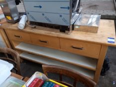 3 drawer wooden unit with 2 shelves