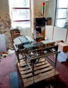 Qualitec QTC320 Check Weigher s/n: PL05X-113 Year: 2012 Platform 350x200mm