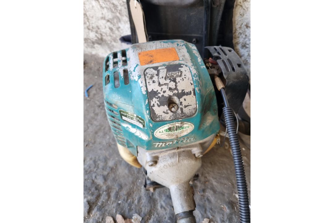 MAKITA STRIMMER - Image 2 of 2