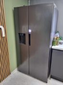 SAMSUNG AMERICAN STYLE FRIDGE FREEZER