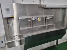 TEKNOMEK STAINLESS STEEL HANDS FREE WASH SINK COMPLETE WITH 2X DYSON LONG NOSE HAND WASH/DRYERS AND