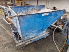 FORKLIFT MOUNTING TIPPING SKIP