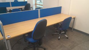 Light oak effect 4 person desk cluster with privacy screen 2800 x 1660mm with 4 chairs