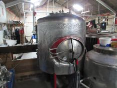 Grundy Stainless steel kettle, 1200L 3ph, 2x 9KW elements