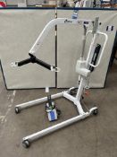 OXFORD MIDI 170 Mobility Aid Lift with Remote and Charger.