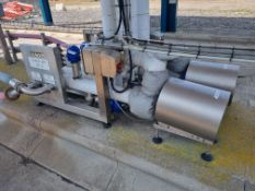 Musk Tanker CIP 2 way outlet. 8 Think Top Valves, 2 x Alfa Laval MR200S 7.5Kw YOM 2001