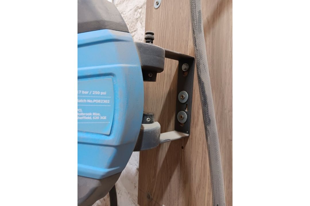 PCL HRA3L02 17 bar wall mounted retractable air line hose - Image 3 of 4