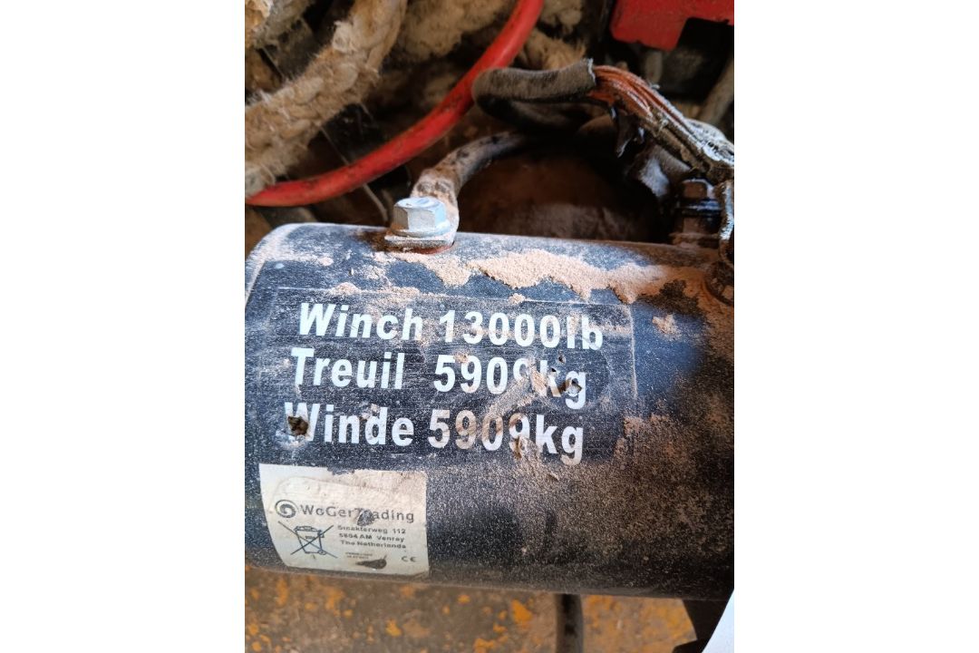 Woger trading 1000LB winch - Image 3 of 4