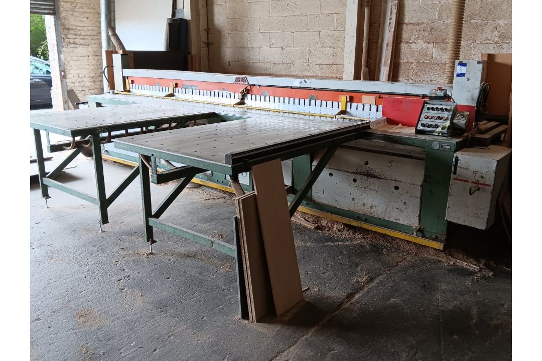 SMID Sute-HP beam saw 3850mm bed length, 2000mm bed depth (Not including steel ducting. To be - Image 8 of 9