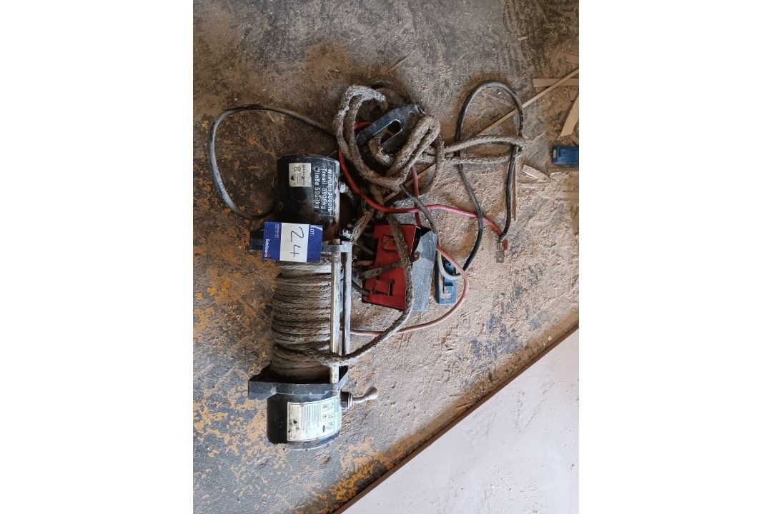 Woger trading 1000LB winch - Image 1 of 4