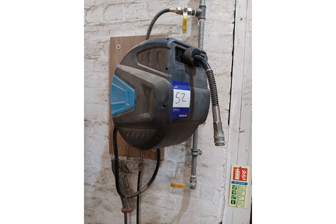 PCL HRA3L02 17 bar wall mounted retractable air line hose - Image 1 of 4
