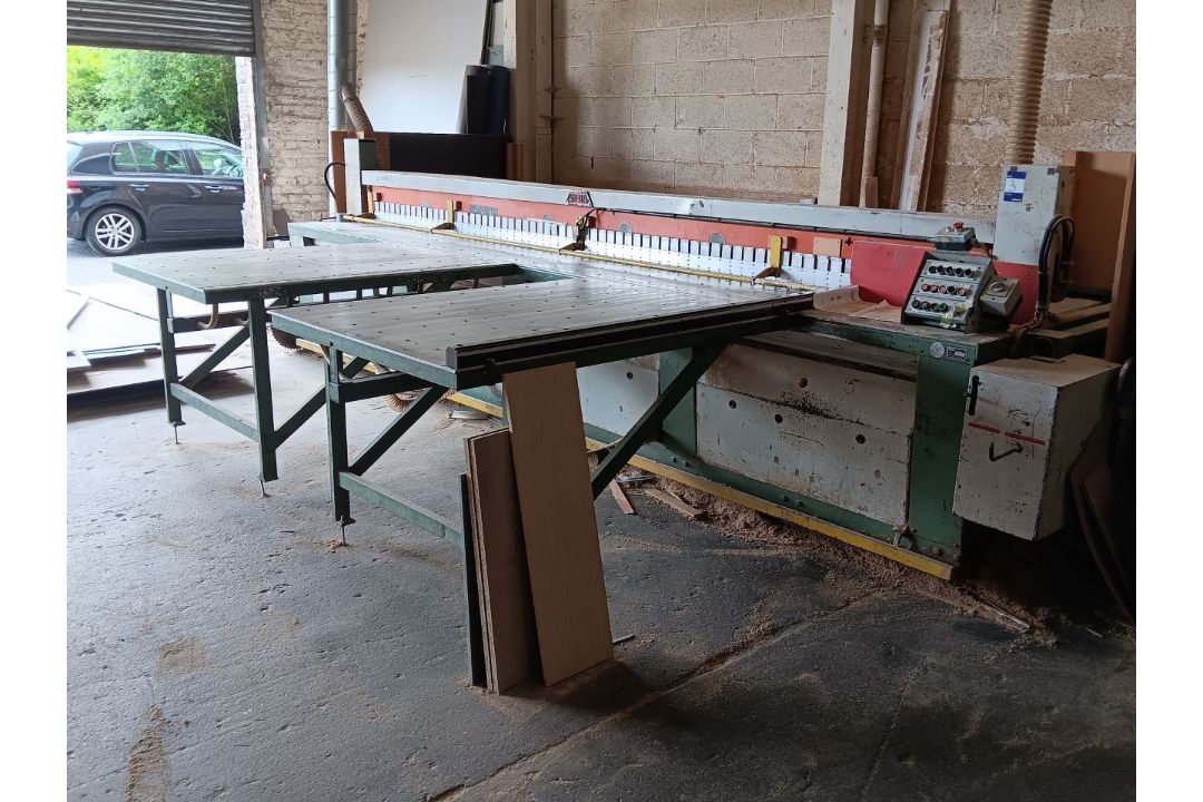 SMID Sute-HP beam saw 3850mm bed length, 2000mm bed depth (Not including steel ducting. To be - Image 1 of 9