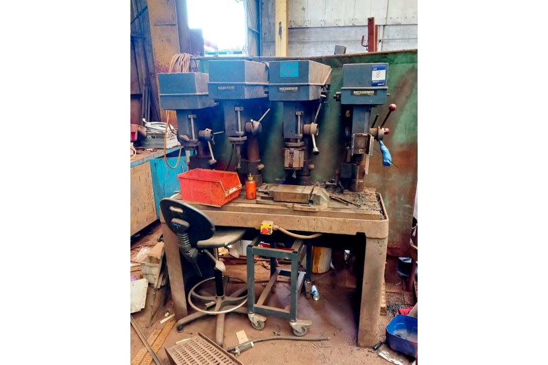 Meddings bank of four drills with workbench - Image 1 of 2