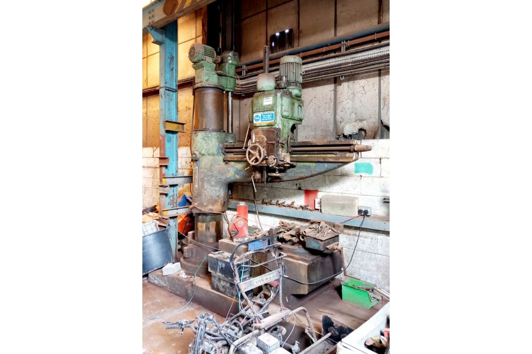 Archdale 6' radial arm drill (approx. 7Ton) - Image 1 of 9