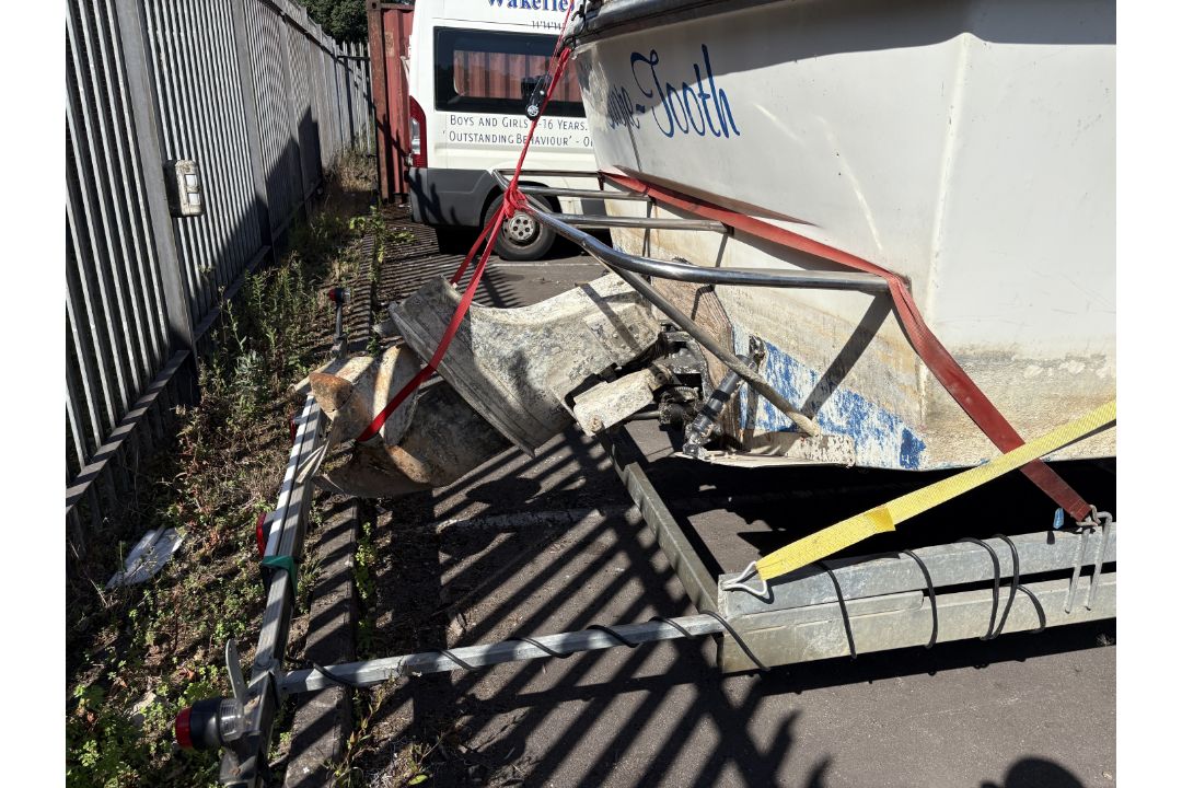 Sterling Sabre 28 Walk-Around Boat with Trailer - Image 5 of 44
