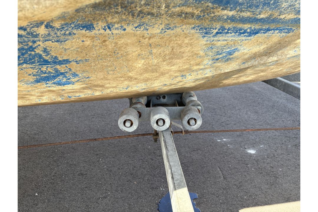 Sterling Sabre 28 Walk-Around Boat with Trailer - Image 44 of 44