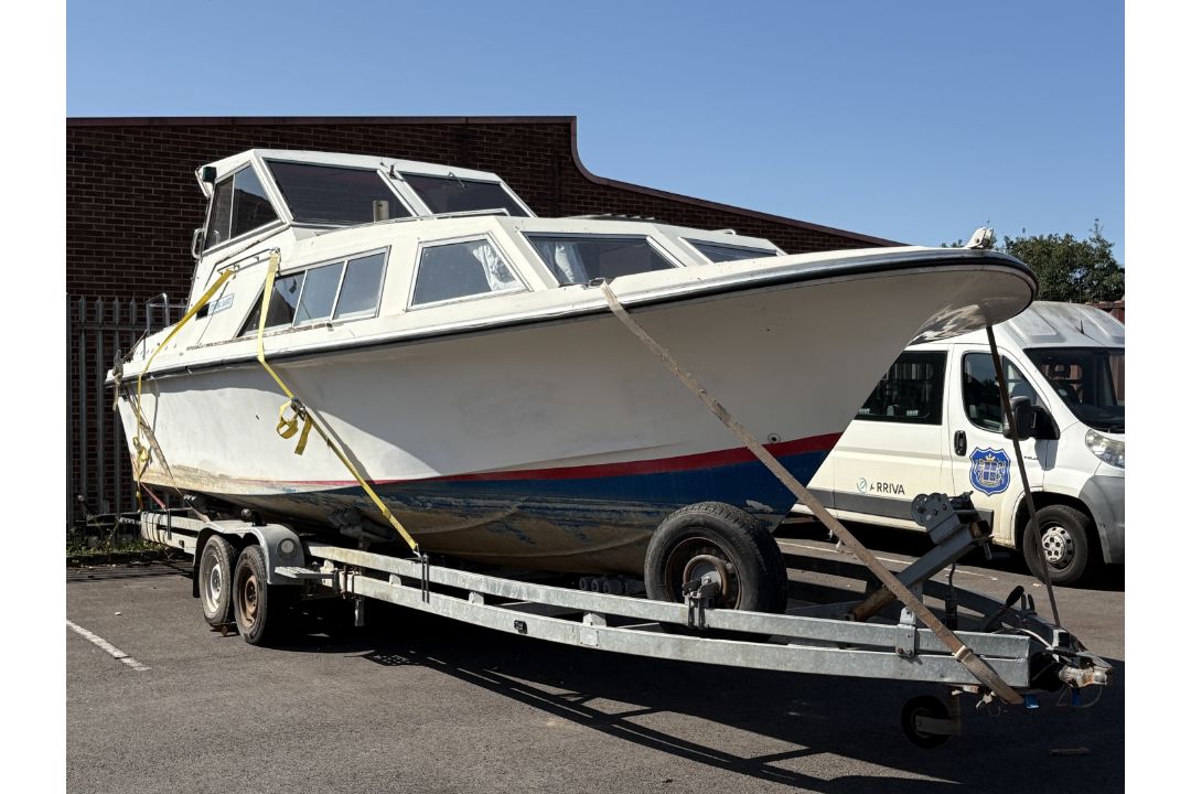 Sterling Sabre 28 Walk-Around Boat with Trailer - Image 2 of 44