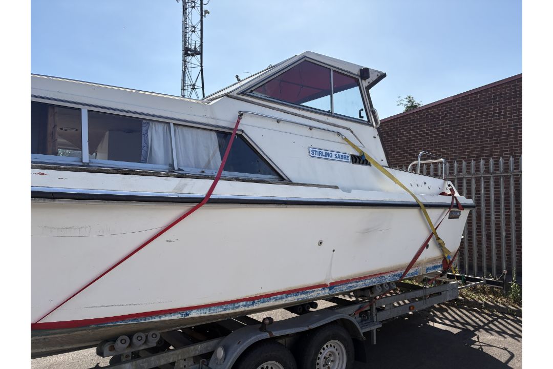 Sterling Sabre 28 Walk-Around Boat with Trailer - Image 7 of 44