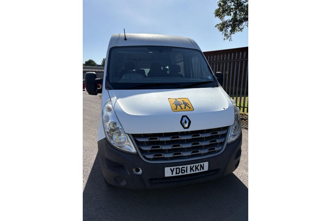 2011 Renault Master LM39 DCI MEN4JE Minibus - Image 2 of 20