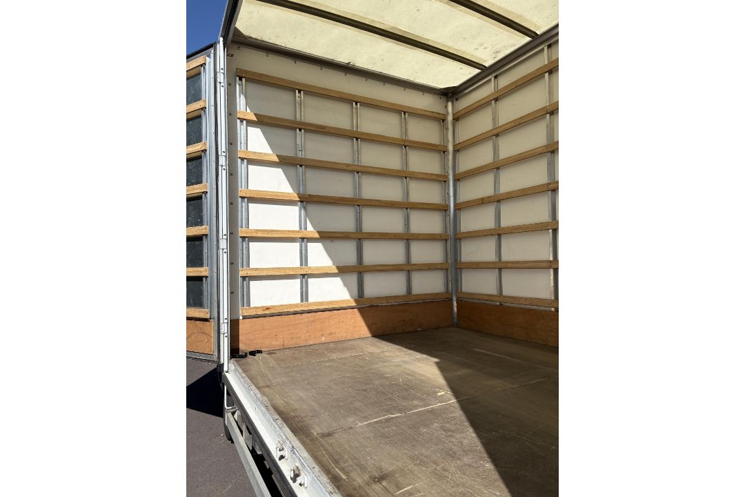 2009 Mercedes 816 Rigid Removals Van - Image 9 of 19
