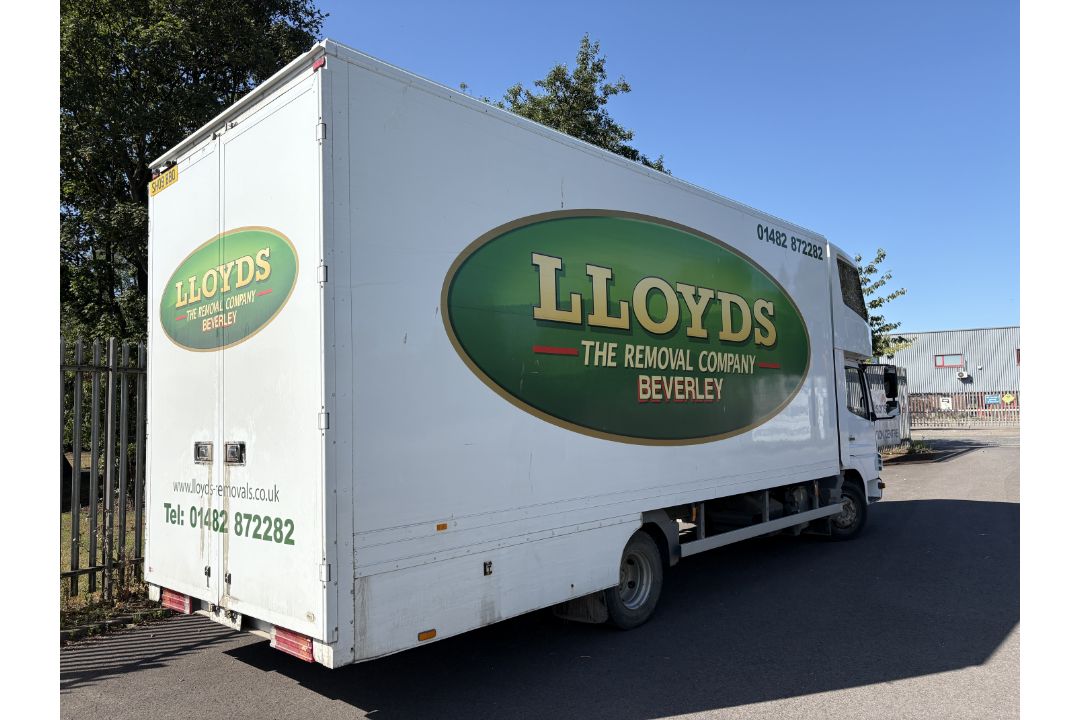 2009 Mercedes 816 Rigid Removals Van - Image 6 of 19