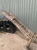 FOLDING MOBILE WORKSHOP STEPLADDER