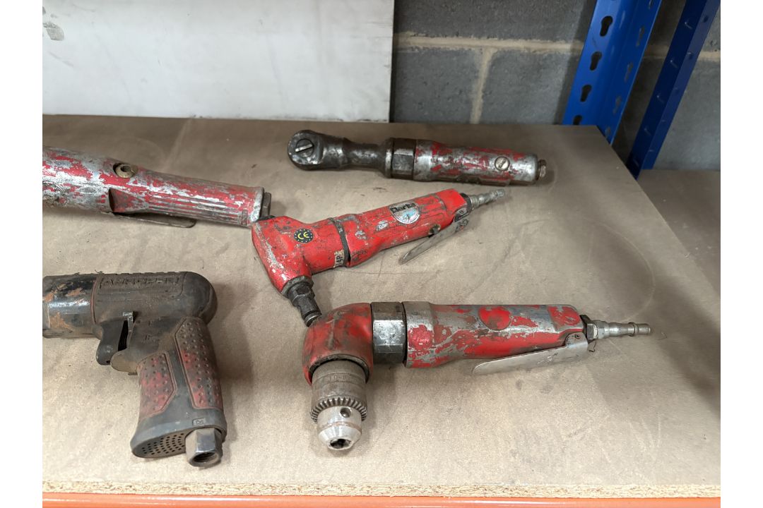 Shelf of Pneumatic Hand Tools including Bluepoint Ratchet Gun - Image 4 of 4