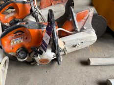 Stihl TS410 stone saw and dust suppression water bottle