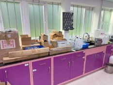 Qty of Laboratory Glassware