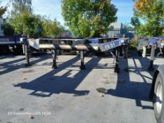 Dennison Lock and Go Sliding Skeletal Trailer, Typ