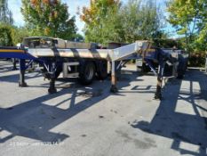 Dennison tri axle sliding skeletal trailer, Type F