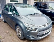 CITROEN C4 PICASSO DIESEL ESTATE 1.6 e­HDi 115 Exclusive 5dr. Registration KR64 GXU, Mileage: 96,