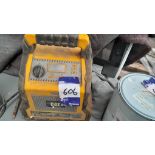 CAT CJ10000DXTUK Professional Power Station, 1200