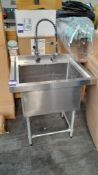 Vouge Stainless steel sink with rinse down