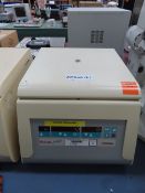 Heraeus Biofuge Primo Centrifuge