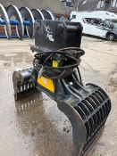 Mustang Grab for JCB