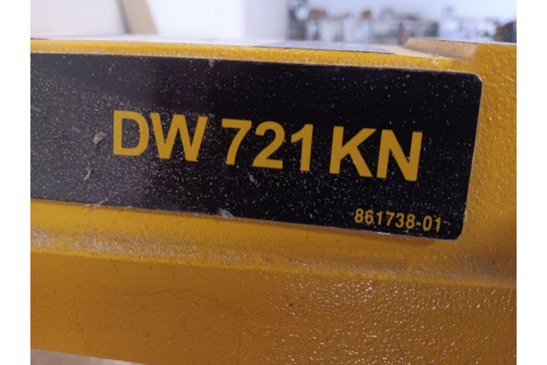 Dewalt DW721KN-GB type 3 radial arm saw, cut depth max 90mm, blade diameter 300mm, 230v to include - Image 2 of 13