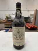 Bottle of Hooper's 1985 Vintage
