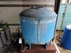 2x 1000 litre single skin vessels