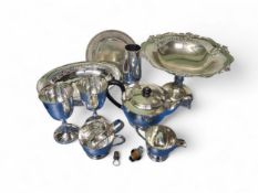 Silverplate - a Gerrard & Co. Regent Plate three piece tea service includes teapot, sugar bowl and